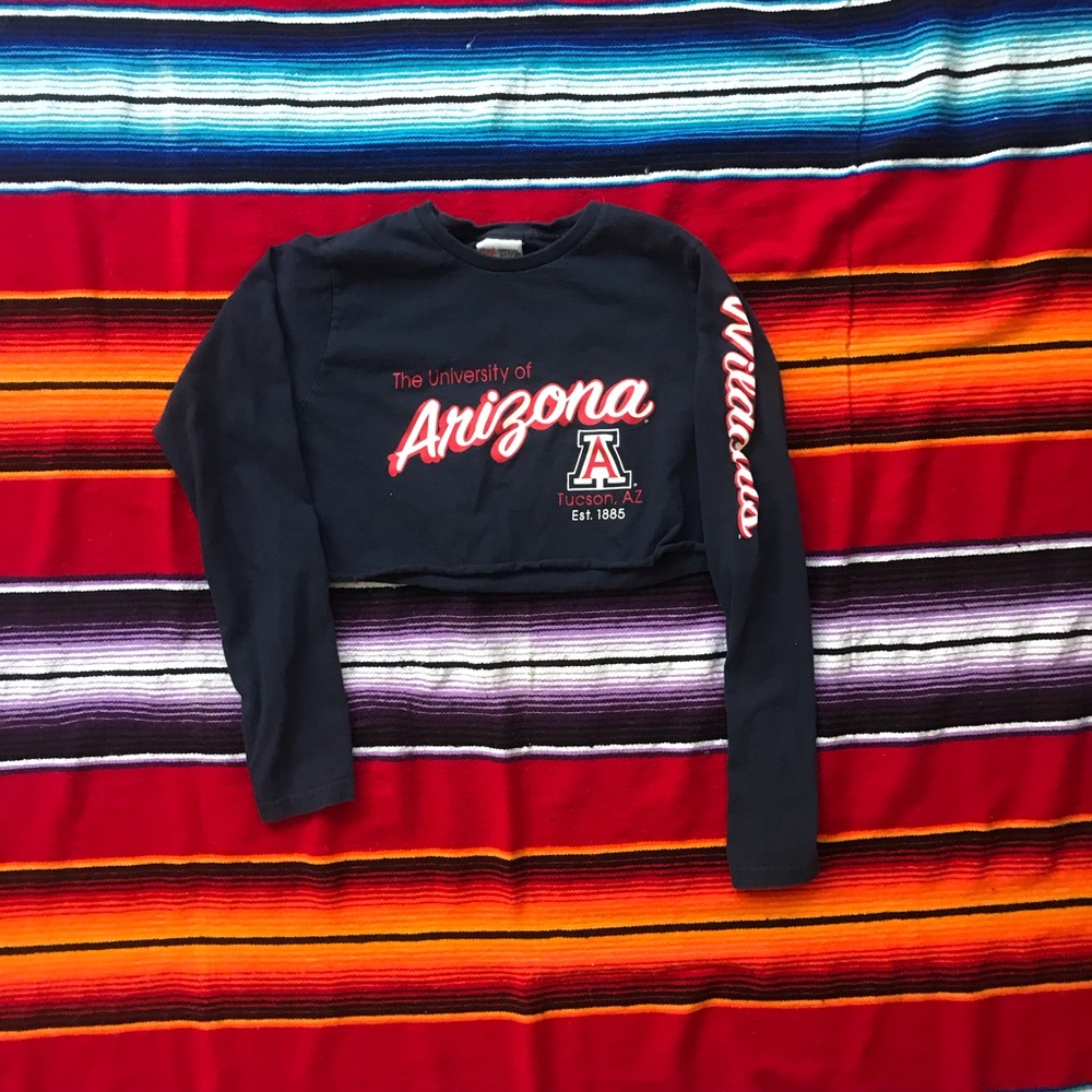 🌿UOFA CROP TOP LONG SLEEVE🌿